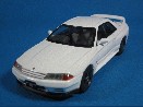 /エブロ 日産 スカイライン GT-R R32 ホワイト